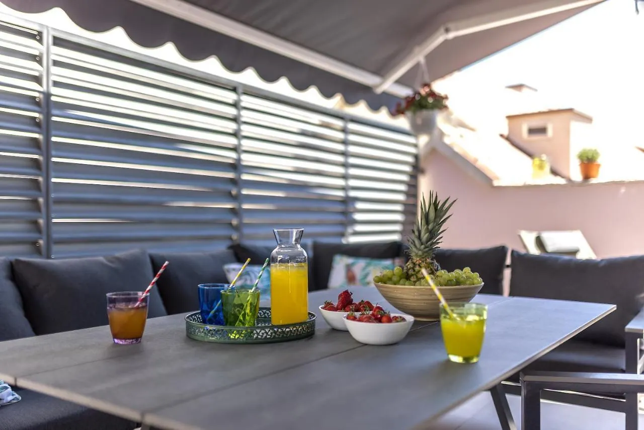 Main Square Duplex With Rooftop Terrace Split 0*,  Croácia